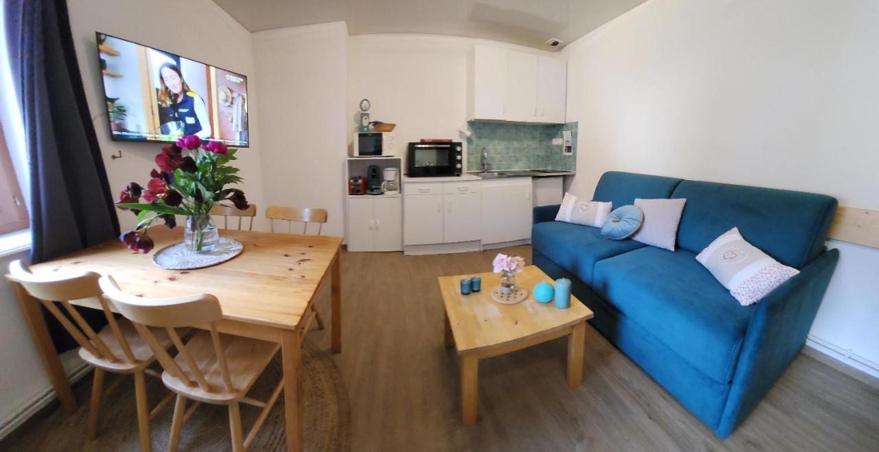 Gite Bruyere, 2 A 5 Personnes Avec Salle De Jeux Et Spa Dans La Residence Вантрон Экстерьер фото